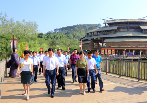 市长郄英才来隆中景区检查指导诸葛亮文化旅游节筹备工作290.png